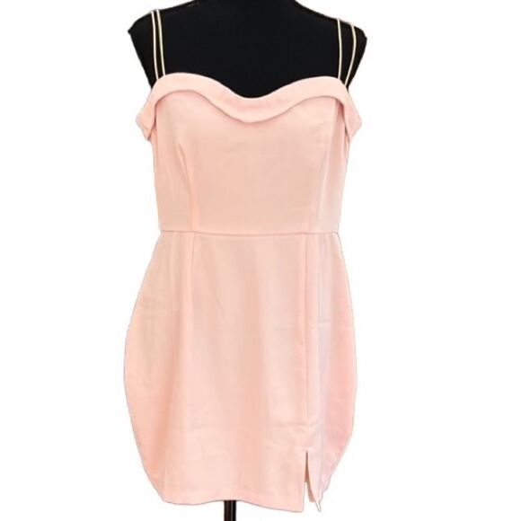 Revolve SUPERDOWN  Pale blush Pink Sweetheart neck Mini Fitted Dress Size Large - Picture 1 of 7